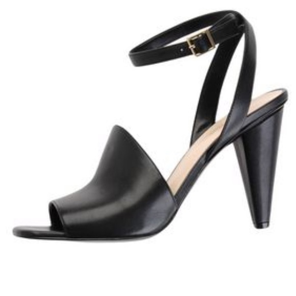 nine west quilty ankle strap sandals